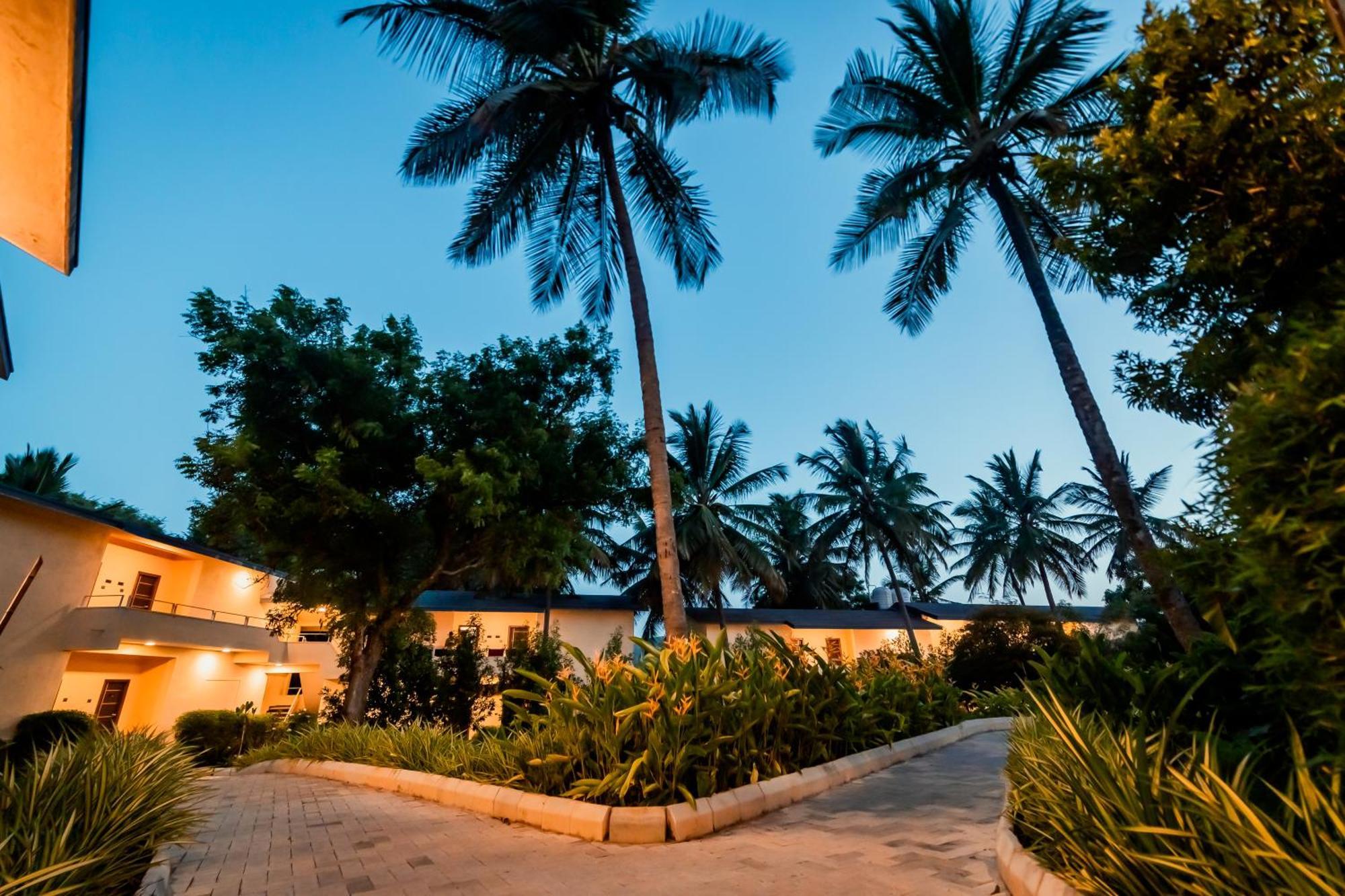 Commune18 Spa Resorts Chikmagalūr Exterior foto